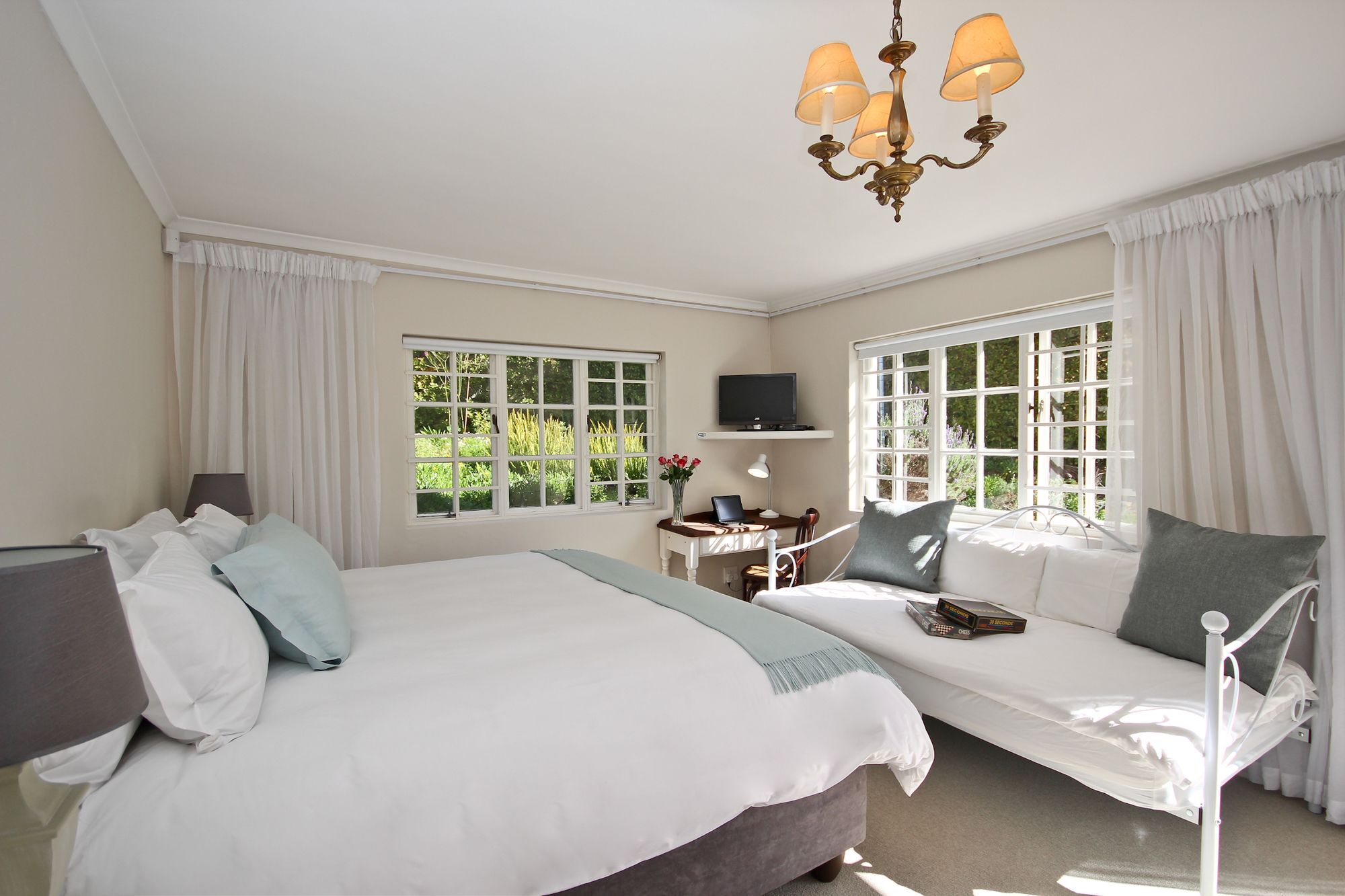 Beluga Of Constantia Guest house Cape Town